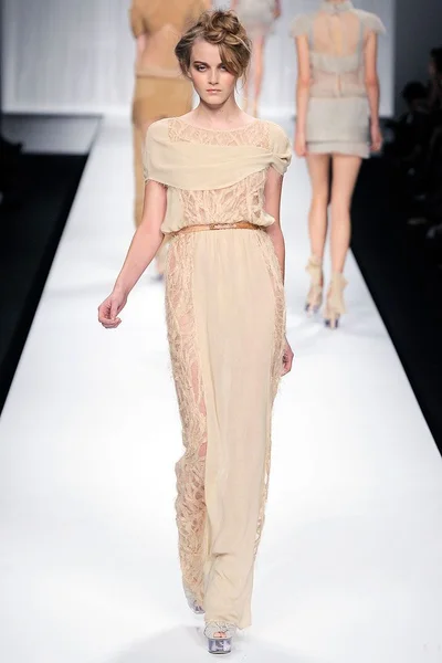 Look 39